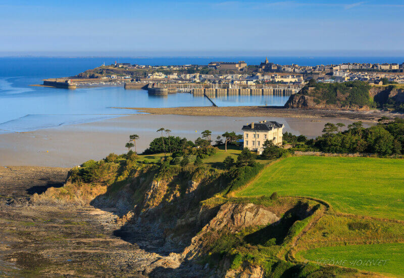 Le Prestige du Rocher Tours & Transports privés au Mont Saint-Michel